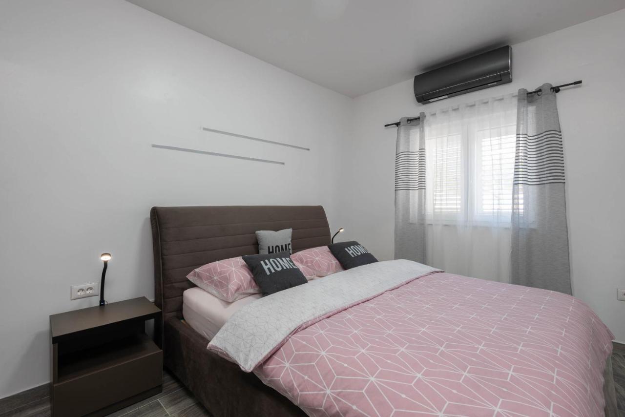 Marina Apartment